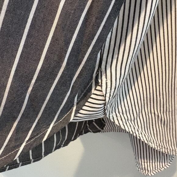 Jane + Delancey Blouse Women Size XL Gray White Stripe Roll Tab Sleeve Top - Picture 6 of 12